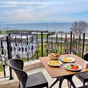 Hotel Saruhan **