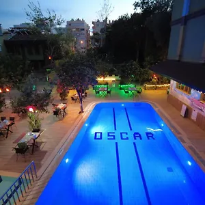 Oscar Hotel