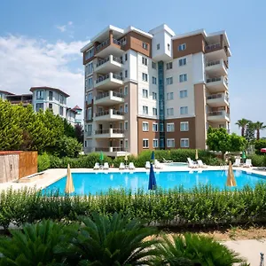 River Park Lara Aparthotel