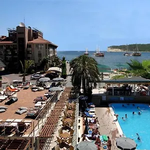 Ambassador & Hotel